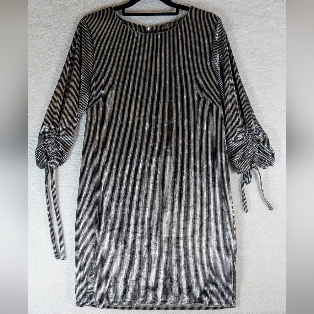 672-Mishmash Elegant Silver Velvet Dress